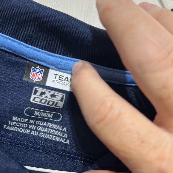 Titans pullover shirt - Picture 5 of 10